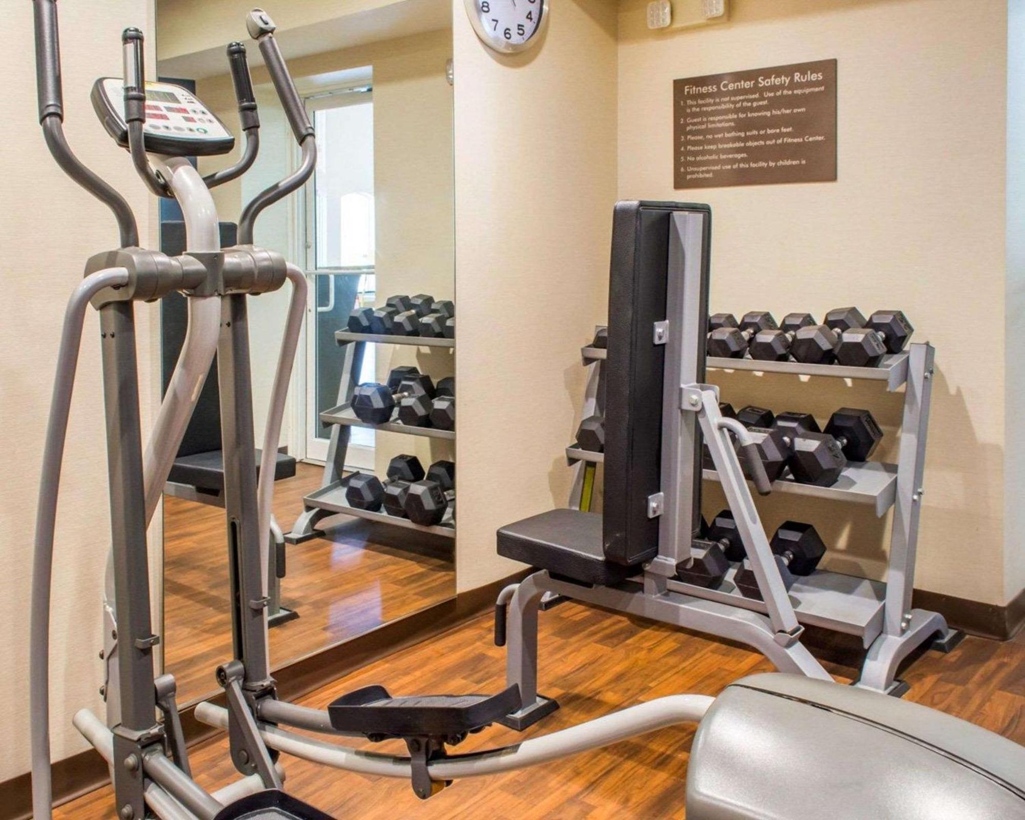 Quality Suites Уолдорф Экстерьер фото
