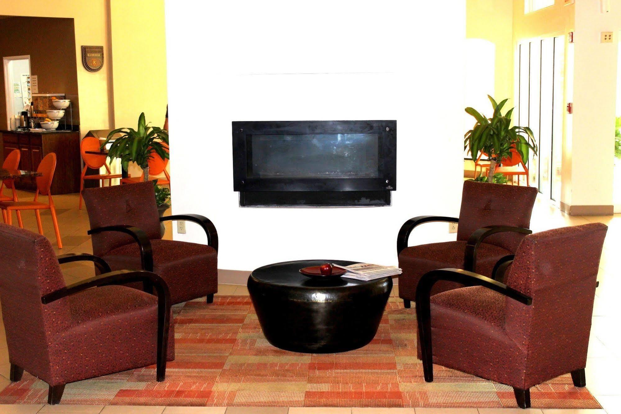 Quality Suites Уолдорф Экстерьер фото